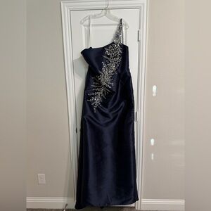 NWT Terani Couture Navy Gown with Silver Details